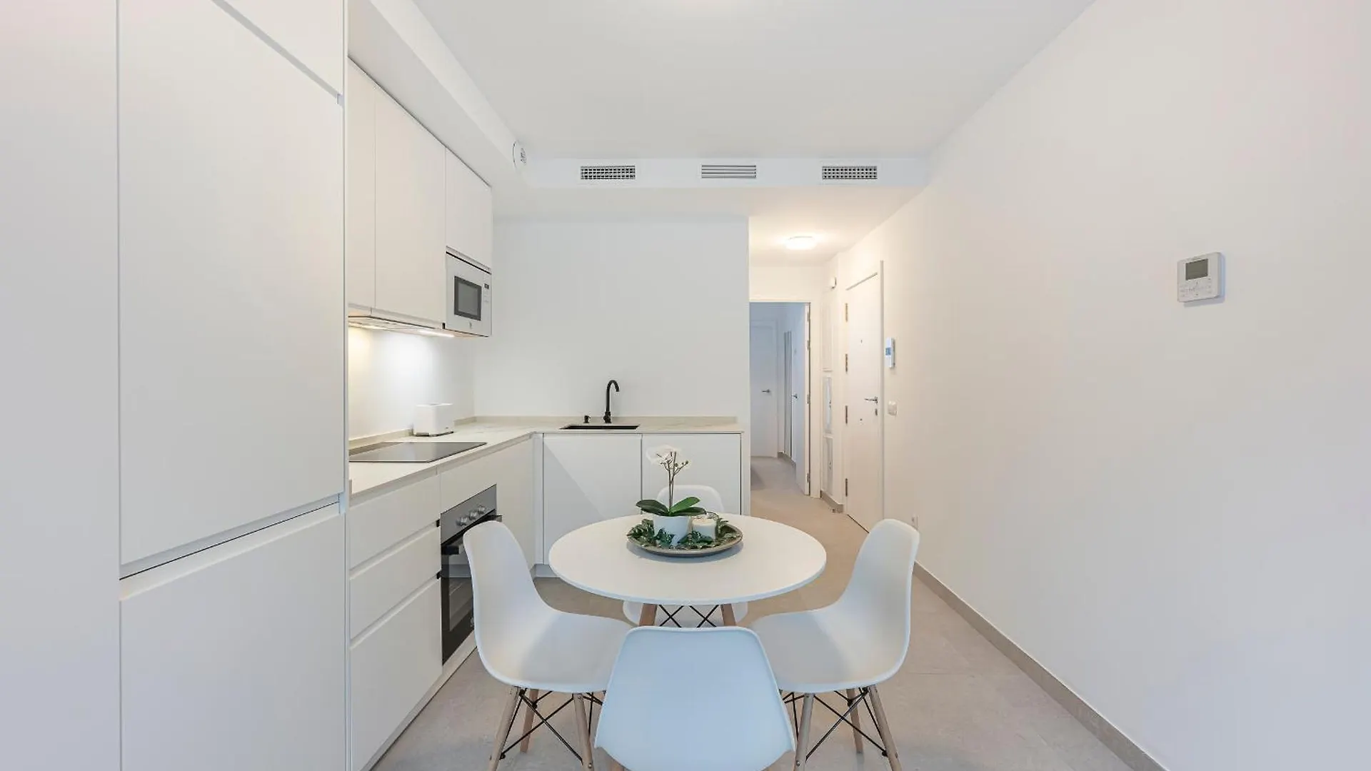 Apartamento Bajo En Centro De Malaga 0*,  Spain