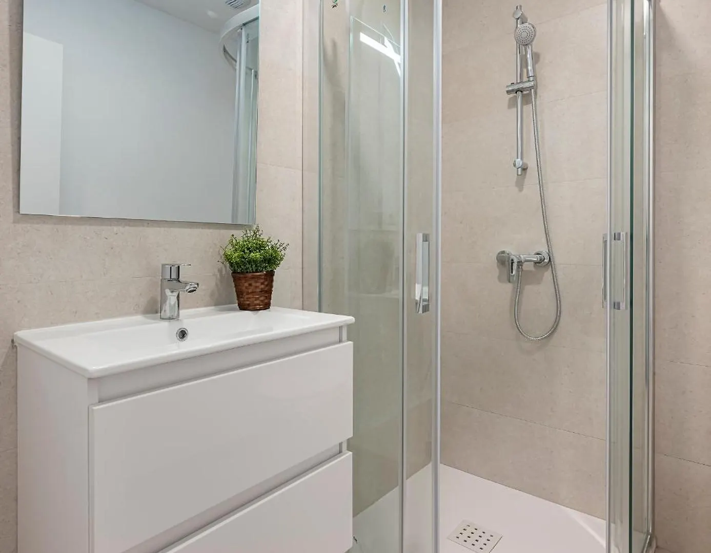 Apartment Apartamento Bajo En Centro De Malaga